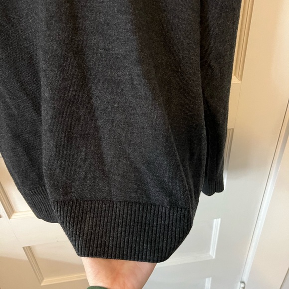 Rodd & Gunn European Yarn Wool Sweater Size Large - Picture 9 of 9